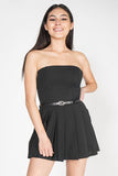 Vestido strapless corto