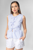 Blusa con amarres al frente