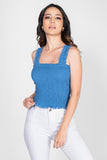 Blusa de tirantes y escote cuadrado